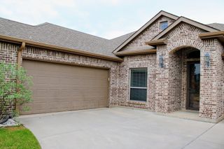 111 Cambridge Street, Waxahachie, TX 75165