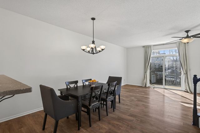 8506 Grove Circle, Shakopee, MN 55379