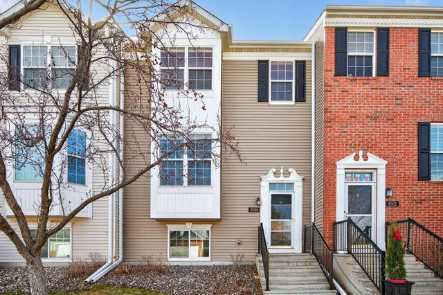 8506 Grove Circle, Shakopee, MN 55379