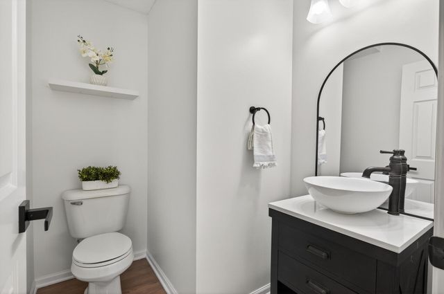 8506 Grove Circle, Shakopee, MN 55379