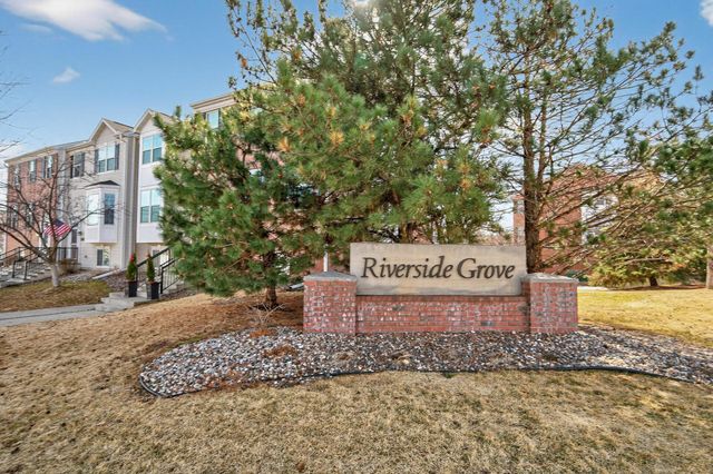 8506 Grove Circle, Shakopee, MN 55379