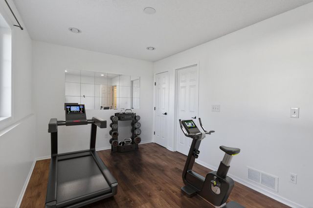 8506 Grove Circle, Shakopee, MN 55379