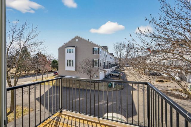 8506 Grove Circle, Shakopee, MN 55379