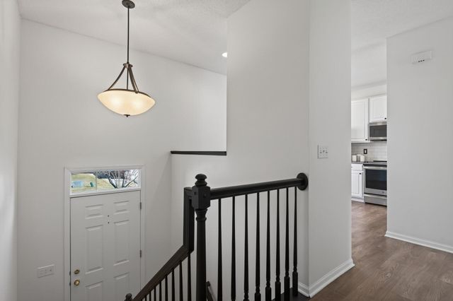 8506 Grove Circle, Shakopee, MN 55379