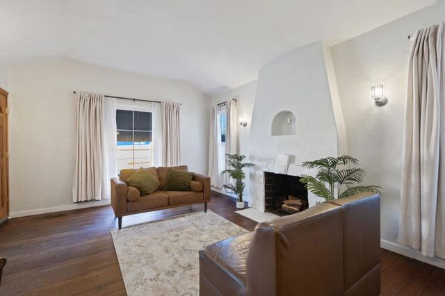 2830 69th Avenue, Oakland, CA 94605