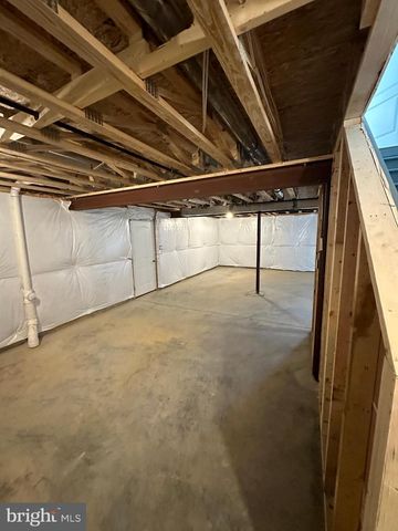 KING AVE, Rosedale, MD 21237