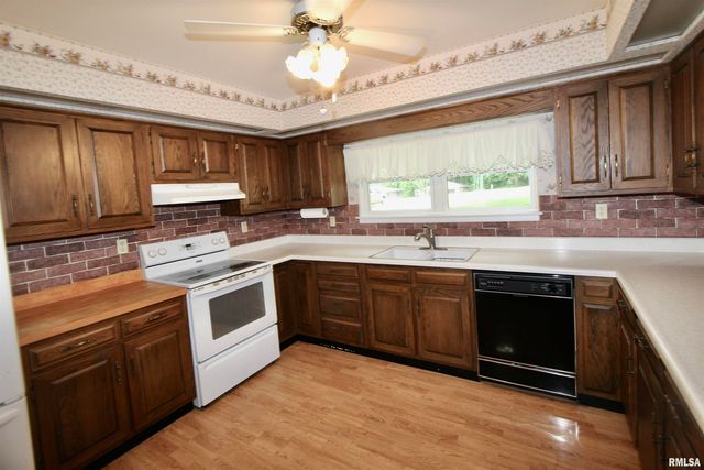 2023 N BOYD Avenue, Peoria, IL 61604