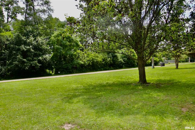 2023 N BOYD Avenue, Peoria, IL 61604