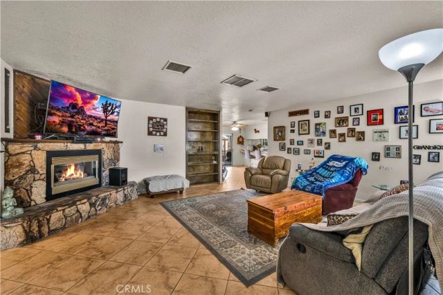61504 Capilla Drive, Joshua Tree, CA 92252