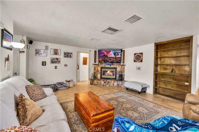 61504 Capilla Drive, Joshua Tree, CA 92252