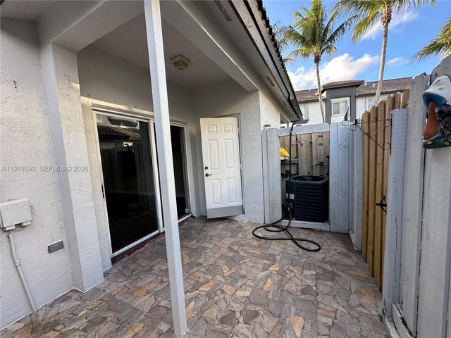 2221 SE 24th Pl 2221, Homestead, FL 33035