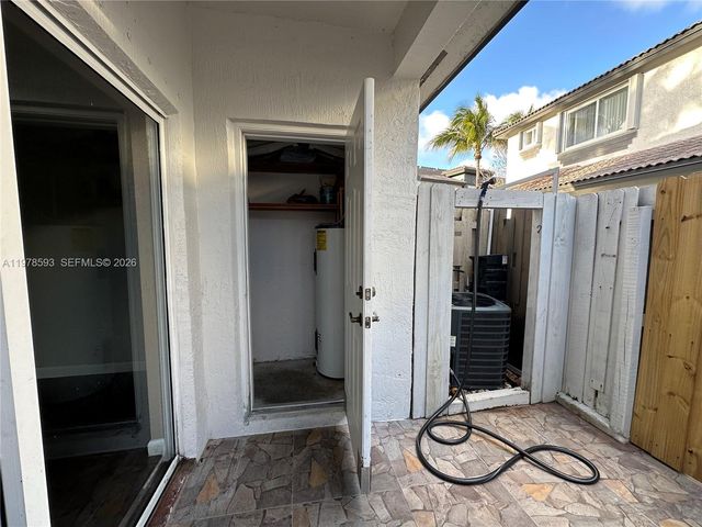 2221 SE 24th Pl 2221, Homestead, FL 33035