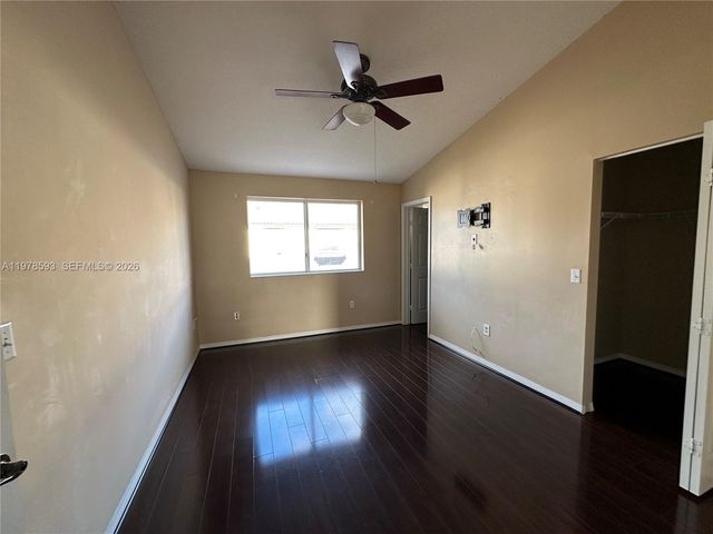 2221 SE 24th Pl 2221, Homestead, FL 33035