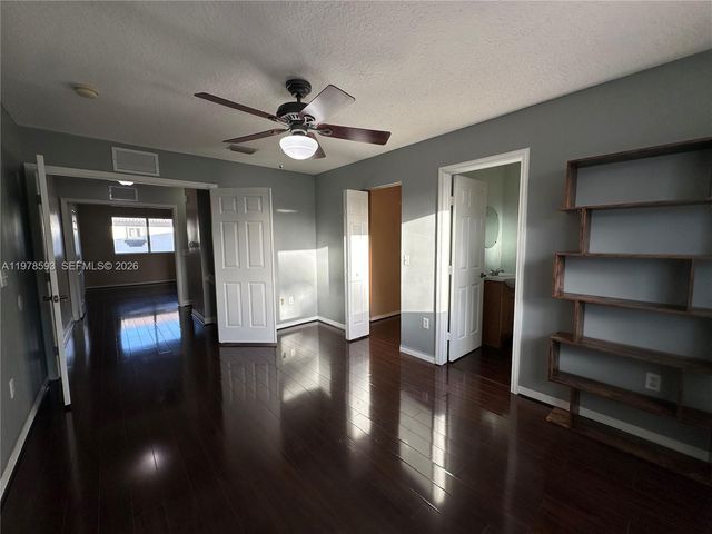 2221 SE 24th Pl 2221, Homestead, FL 33035