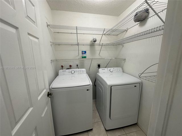 2221 SE 24th Pl 2221, Homestead, FL 33035