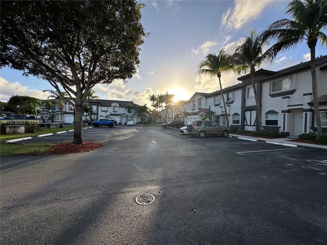 2221 SE 24th Pl 2221, Homestead, FL 33035