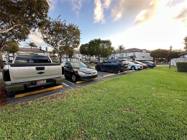 2221 SE 24th Pl 2221, Homestead, FL 33035