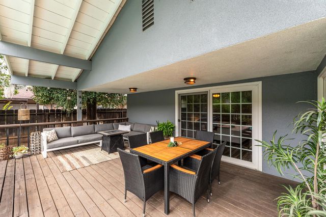 1665 W Barstow Avenue, Fresno, CA 93711