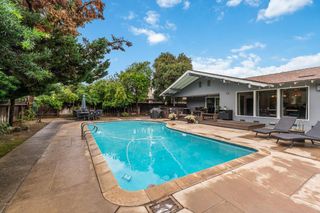 1665 W Barstow Avenue, Fresno, CA 93711