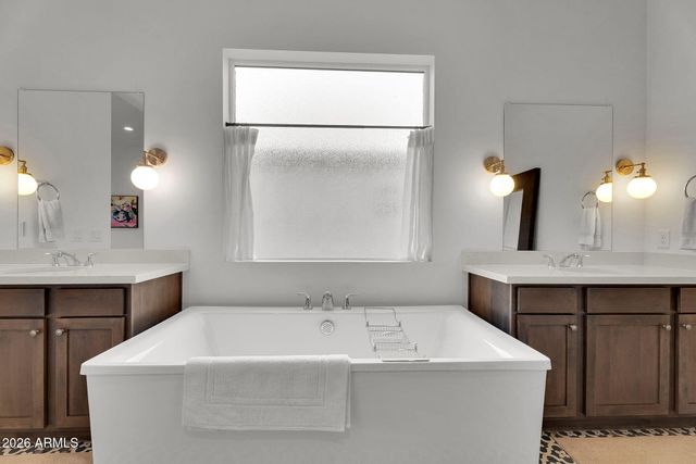 21961 E VIA DE ARBOLES Street, Queen Creek, AZ 85142