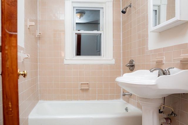 12 Payson Ave. 1, Boston, MA 02125