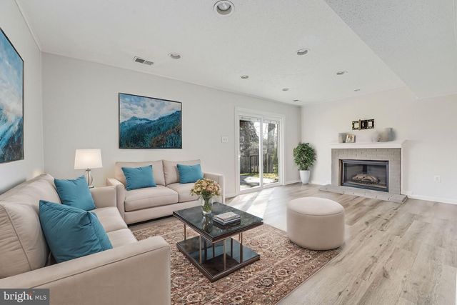 4512 LANTERN PL, Alexandria, VA 22306