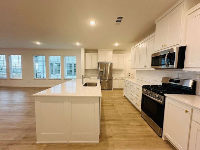 8875 Stablehand Mews, Frisco, TX 75035