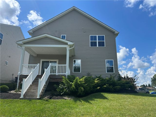 384 Warm Springs Drive, Fairborn, OH 45459