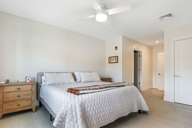 7 Longview Dr Unit 204, Atkinson, NH 03811