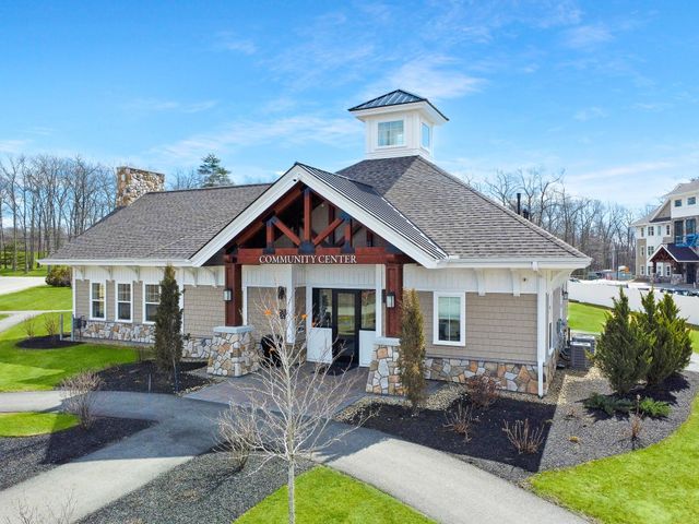 7 Longview Dr Unit 204, Atkinson, NH 03811