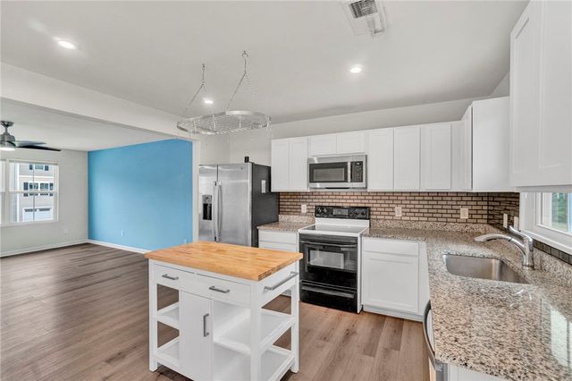 221 Brooklane Court, Easley, SC 29642