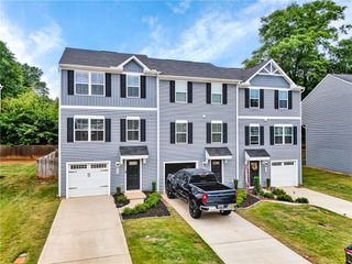 221 Brooklane Court, Easley, SC 29642
