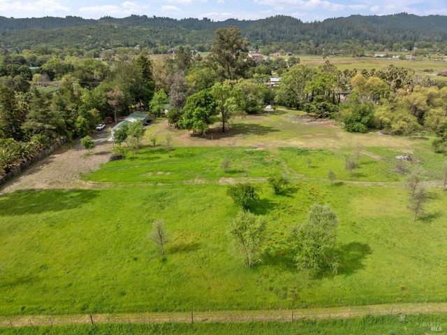 3048 Myrtledale Rd, Calistoga, CA 94515