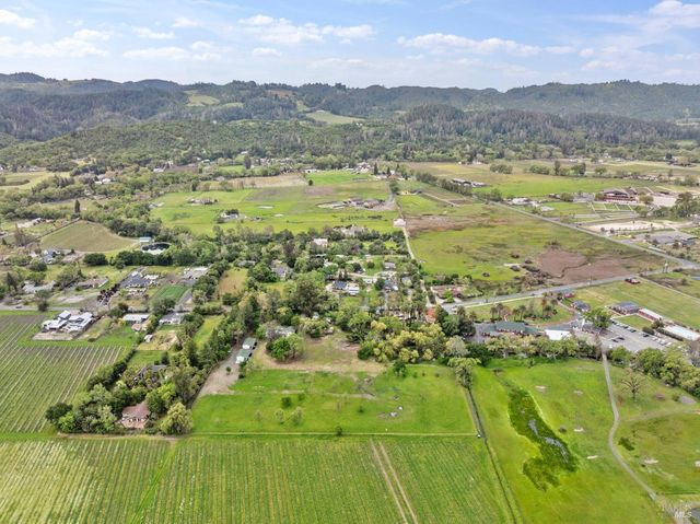 3048 Myrtledale Rd, Calistoga, CA 94515