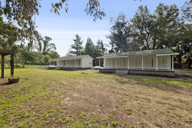3048 Myrtledale Rd, Calistoga, CA 94515