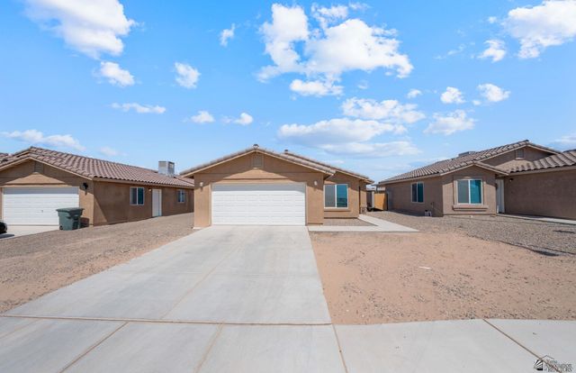 4637 S Desert Willow Way, Yuma, AZ 85365