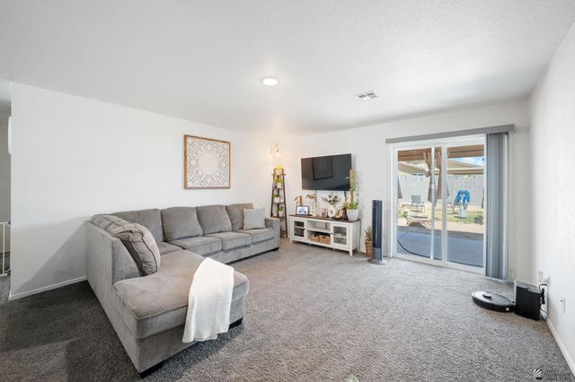 4637 S Desert Willow Way, Yuma, AZ 85365