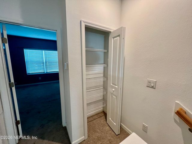 233 ANNIES Place, Jacksonville, FL 32218