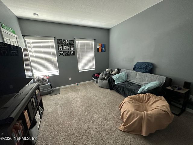 233 ANNIES Place, Jacksonville, FL 32218