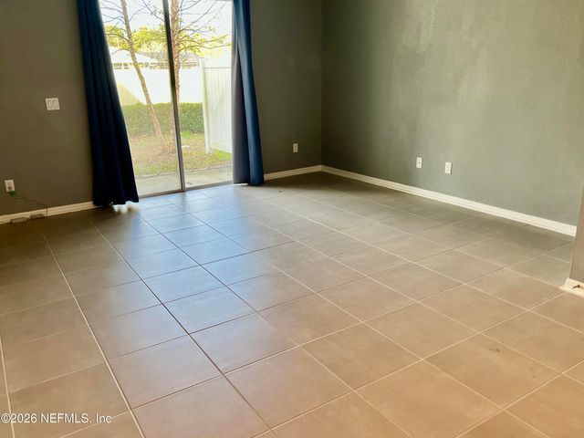 233 ANNIES Place, Jacksonville, FL 32218