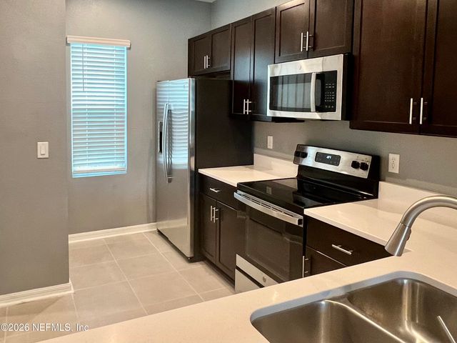 233 ANNIES Place, Jacksonville, FL 32218