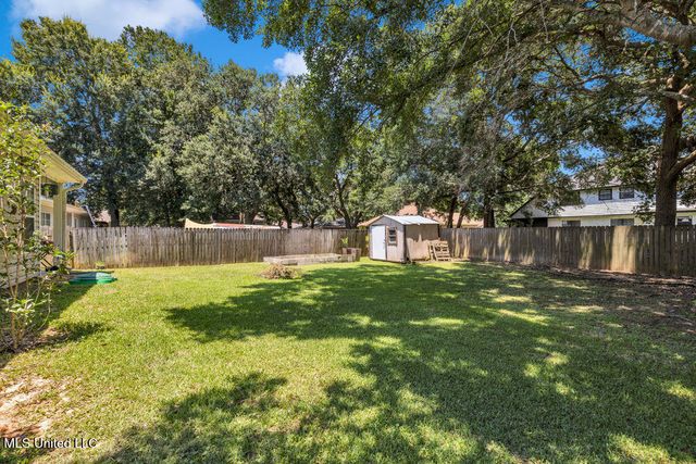 6706 S Rue Mornay S, Biloxi, MS 39532