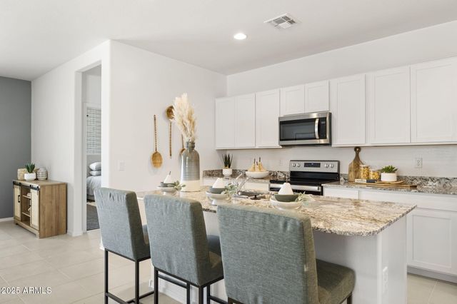 10554 W Spencer Run Run, Tolleson, AZ 85353