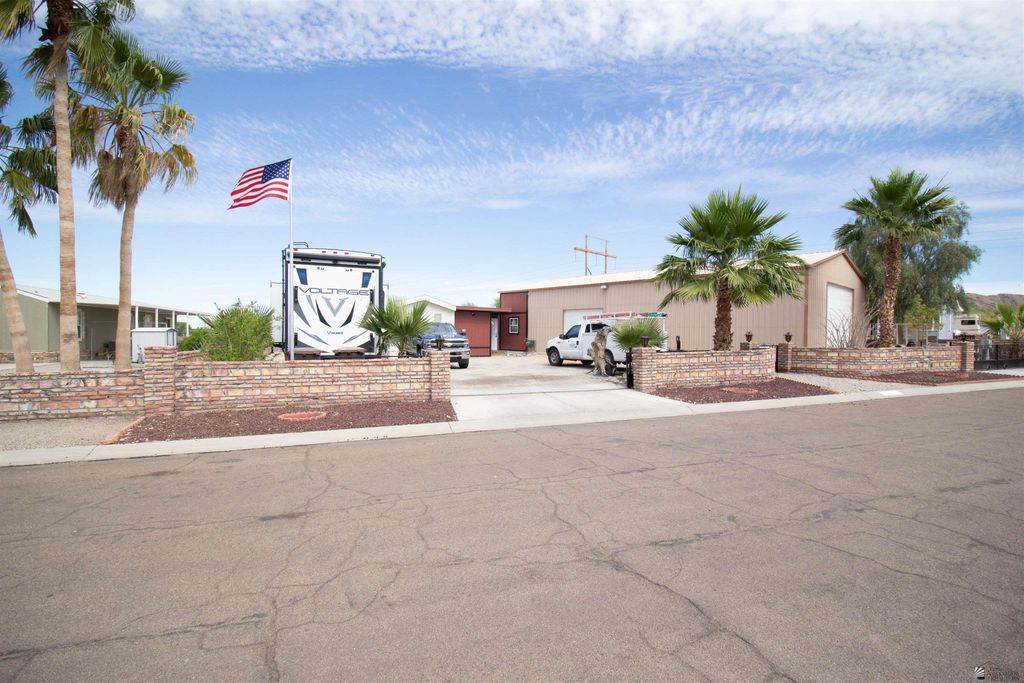 14378 E 29 Pl, Yuma, AZ 85367