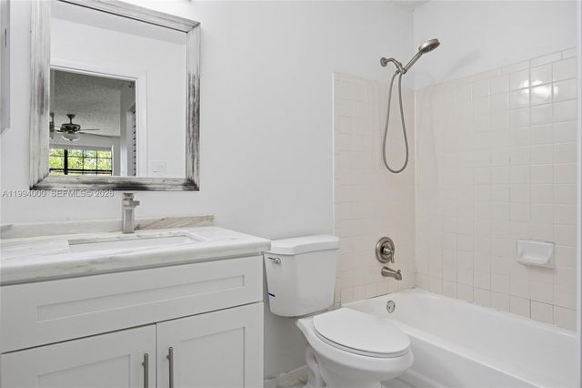 11245 W Atlantic Blvd 208, Coral Springs, FL 33071