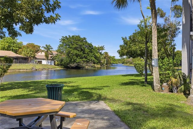 11245 W Atlantic Blvd 208, Coral Springs, FL 33071