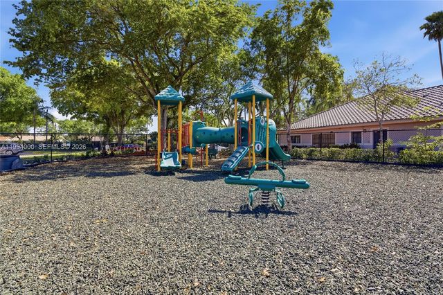 11245 W Atlantic Blvd 208, Coral Springs, FL 33071