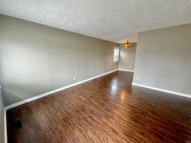 364 S Cedar Drive, Ellettsville, IN 47429