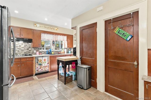 34 Adams Street, Poughkeepsie, NY 12601