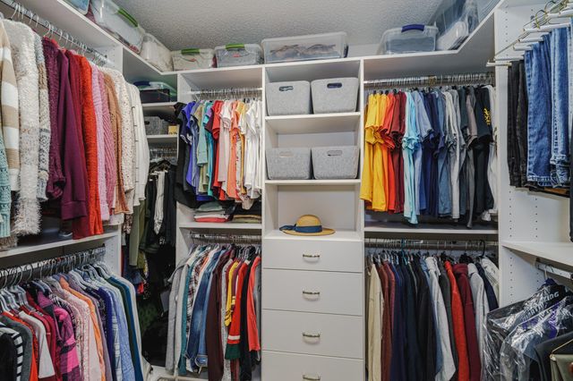 9125 Windsor Avenue, Savage, MN 55378